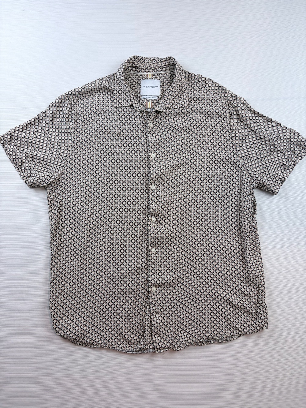 Denim & Flower Short-Sleeve Geometric Print Shirt - Beige & Black